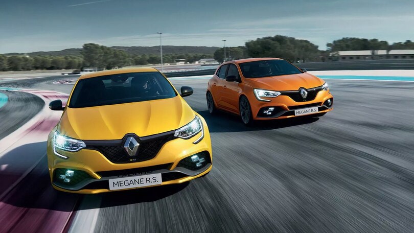 Renault Mégane R.S. addio: tutte le versioni della hot hatch francese