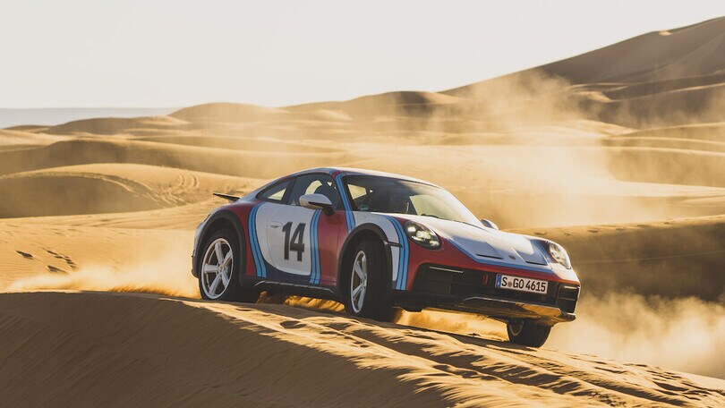 Porsche 911 Dakar, tre livree storiche ispirate al Safari