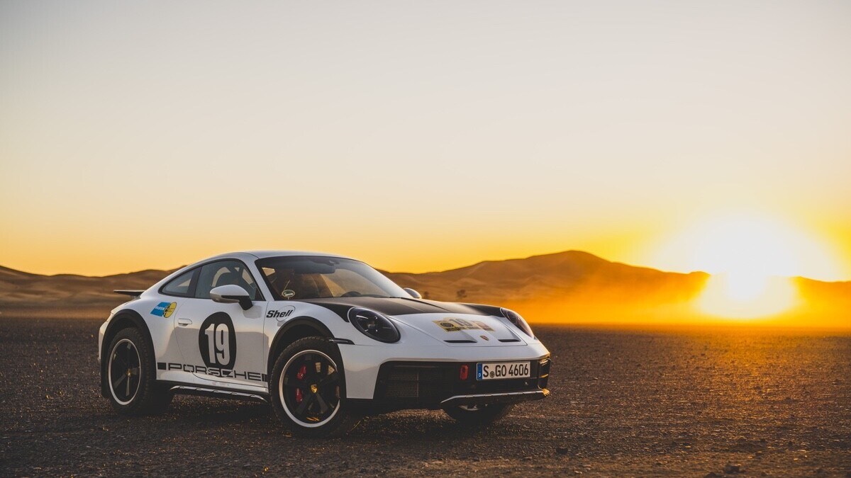Porsche 911 Dakar, tre livree storiche ispirate al Safari