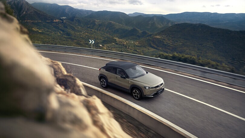 Mazda MX-30 e-Skyactiv R-EV