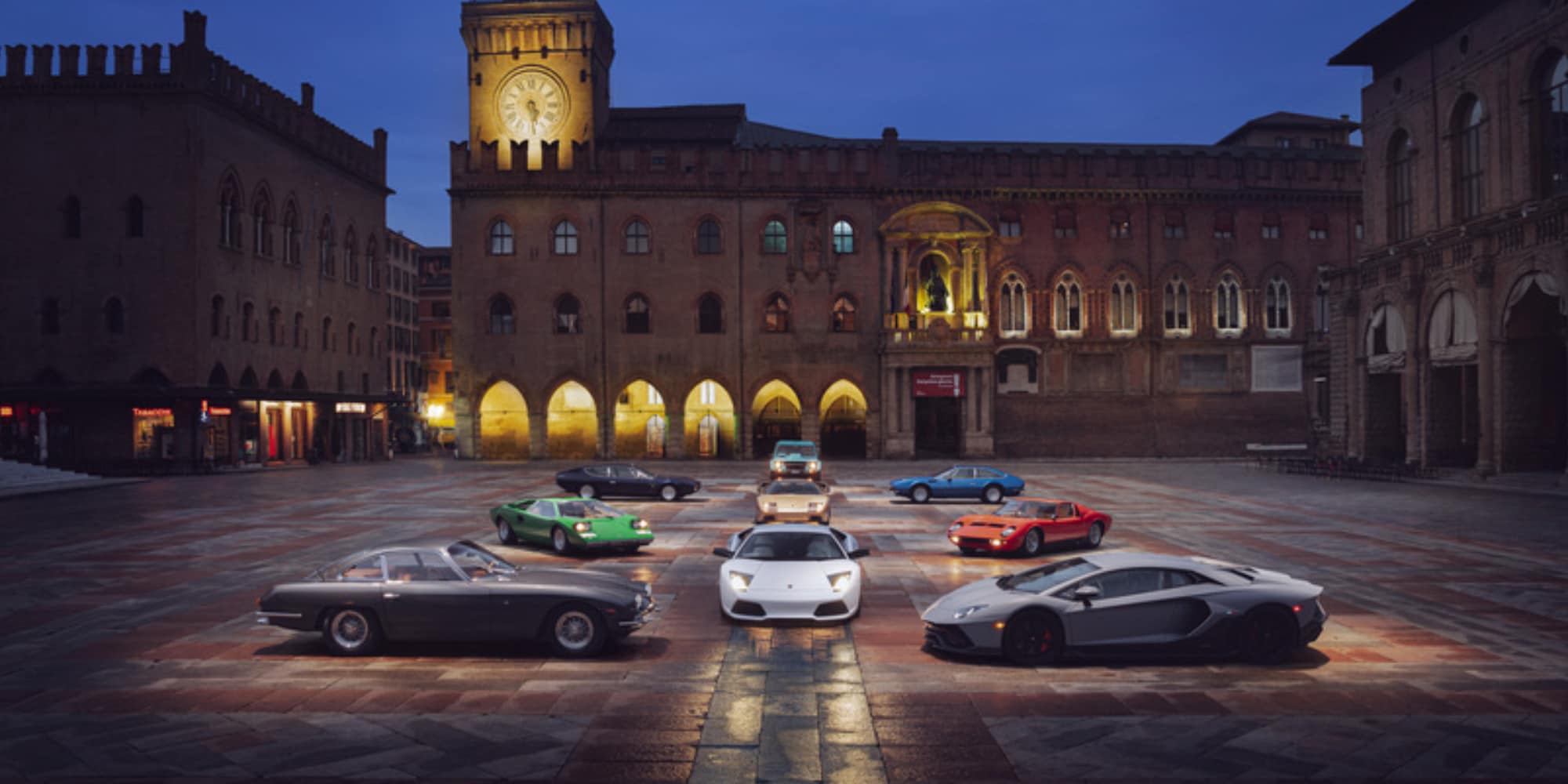 Lamborghini e il V12: storia di un amore... aspirato