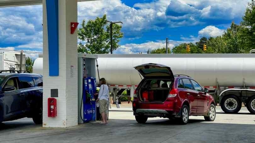 Carburanti: si registrano ancora rialzi
