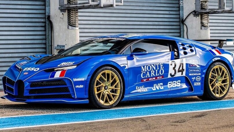 Bugatti, la Centodieci con livrea "Le Mans" è un omaggio al passato