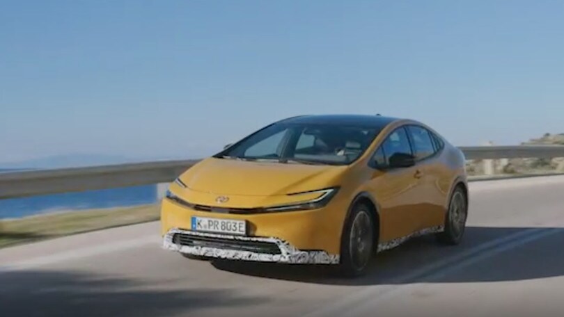 Toyota Prius, la prova su strada della nuova ibrida plug-in