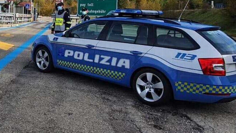 Da Bari a Caserta in minibus? Sì, in 13 ma su minibus Ncc abusivo