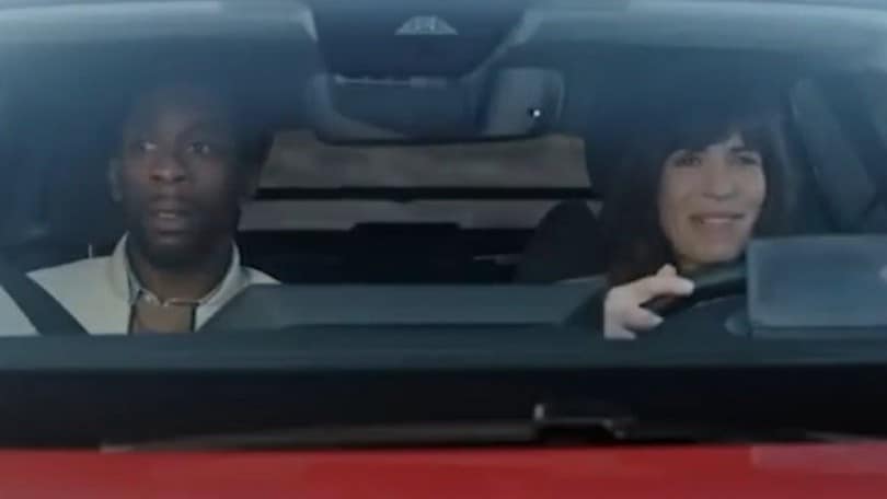 Citroen e-C4, lo spot tv dove la donna è finalmente protagonista