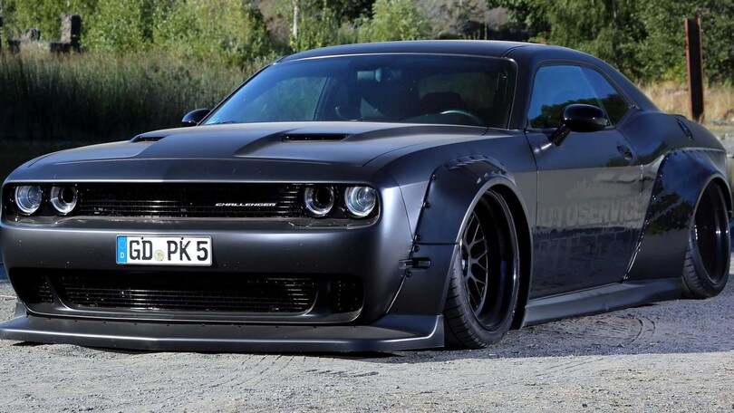 Grande è meglio: ecco l’auto più larga del mondo