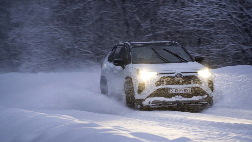 Toyota RAV4 GR Sport, la prova del Suv ibrido