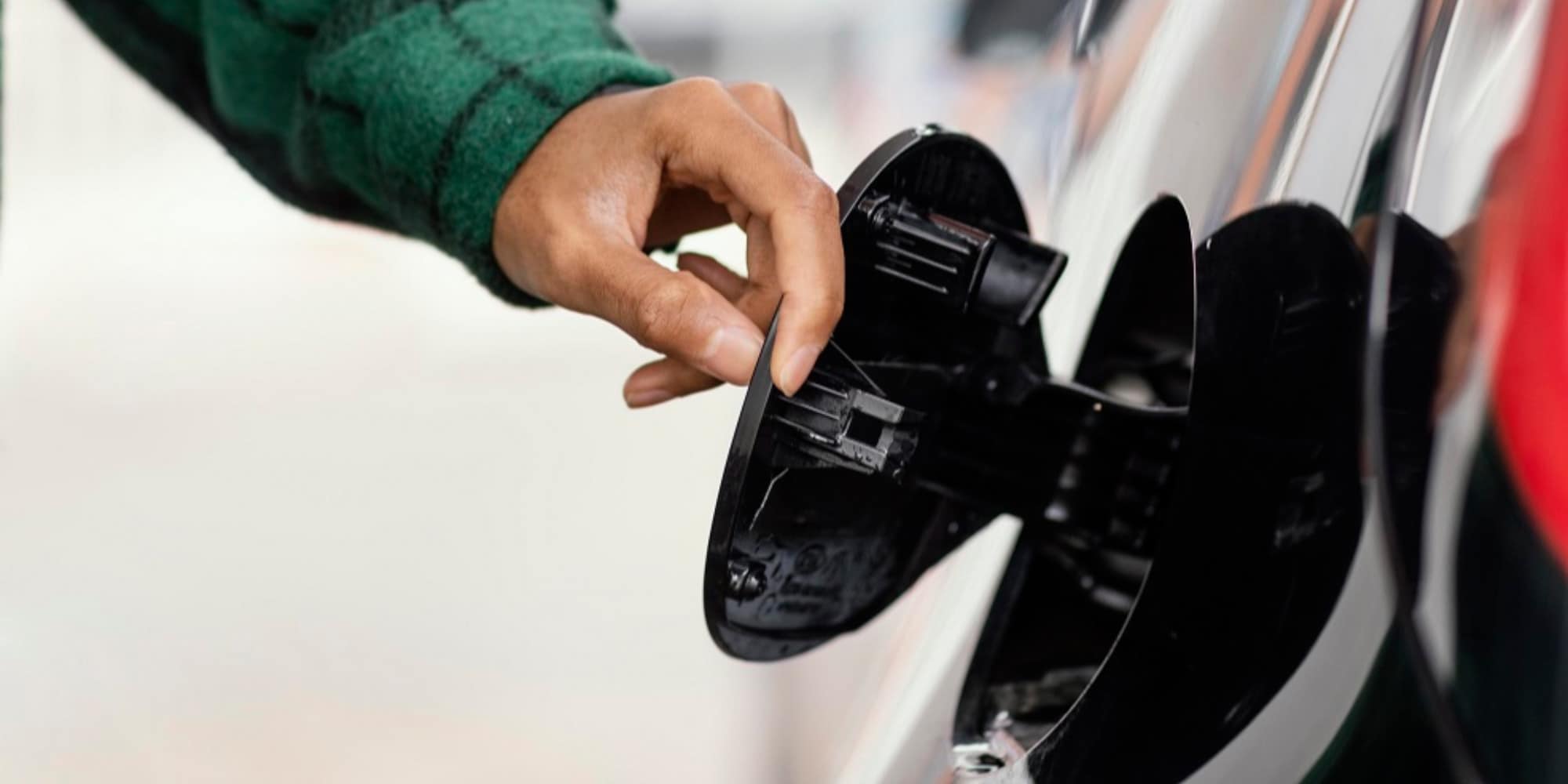 Prezzi carburanti, il Diesel costa meno della benzina