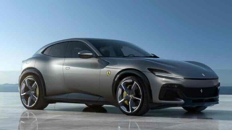 Ferrari Purosangue alla conquista della Norvegia: tra ghiaccio e aurora boreale il video è pazzesco