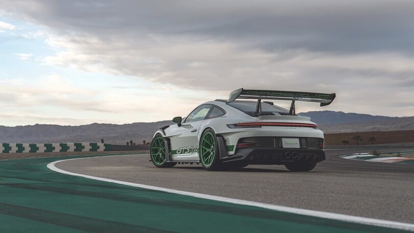 Porsche 911 GT3 RS Tribute to Carrera RS