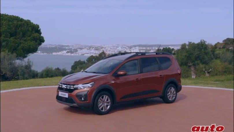 Dacia Jogger Hybird, la prova su strada