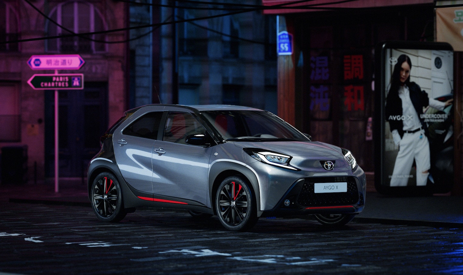 Toyota debutta alla Parigi Fashion Week con Aygo X Undercover