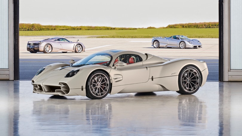 Pagani, grande festa Modena per il quarto di secolo