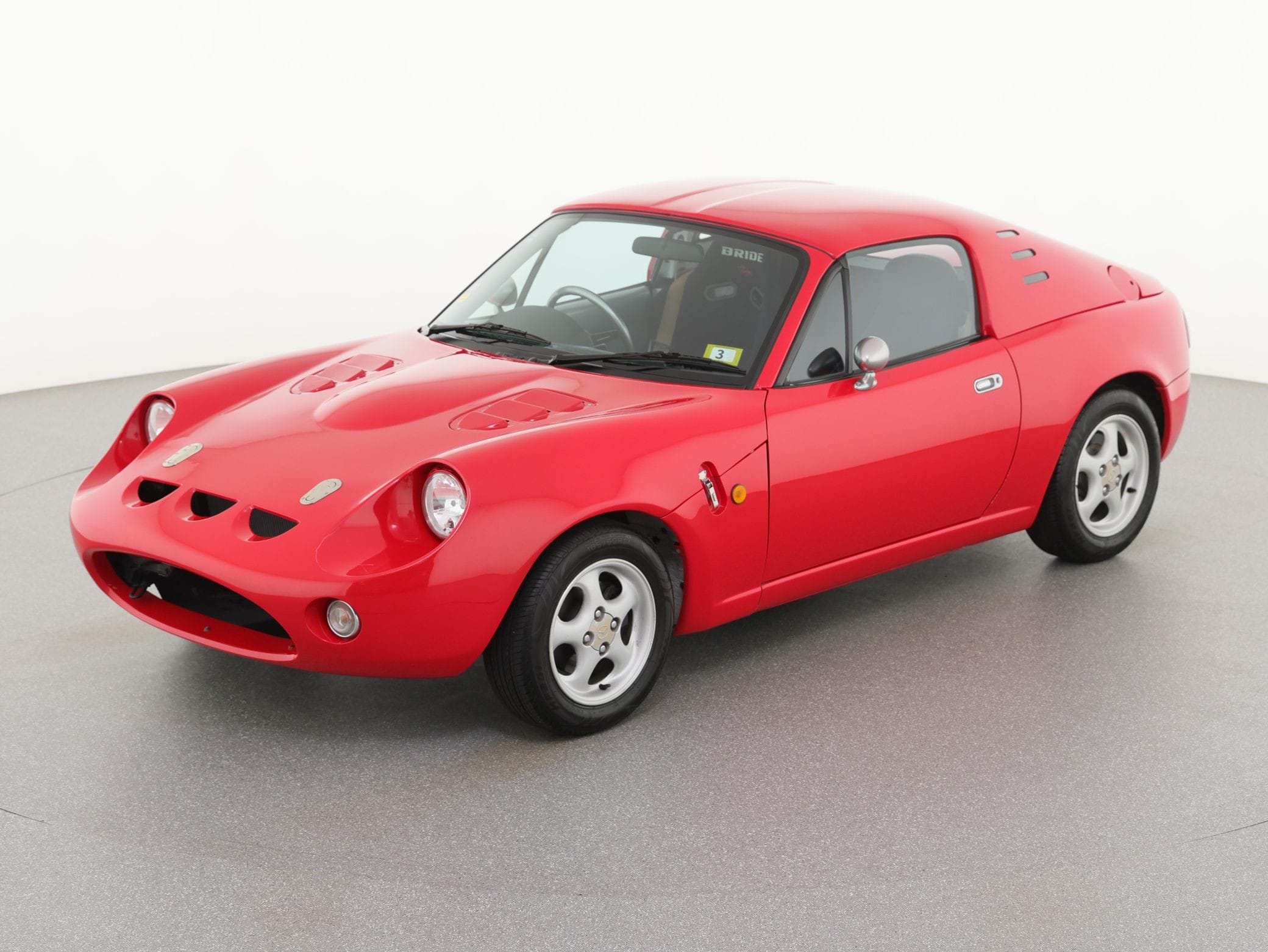 Mazda MX-5, in vendita quella che sembra una Ferrari 250 GTO