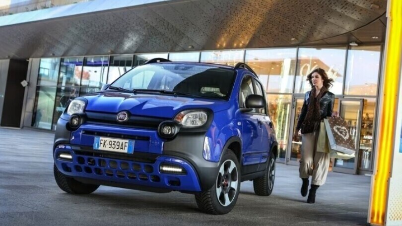 Fiat celebra la Panda: il modello "eterno" protagonista del film Pandelleria