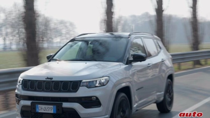 Jeep Compass 4xe, il test su strada