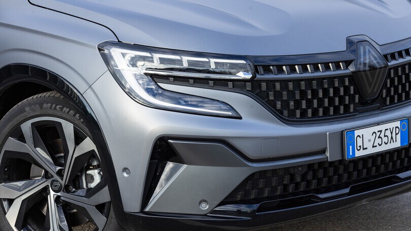 Renault Austral E-Tech full hybrid: ibrida risparmiosa