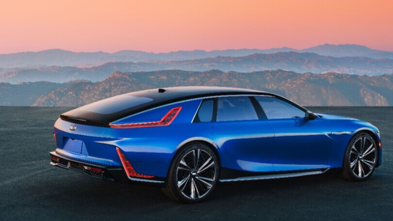 Cadillac Celestiq al livello 3 di self drive con l'Ultra Cruise