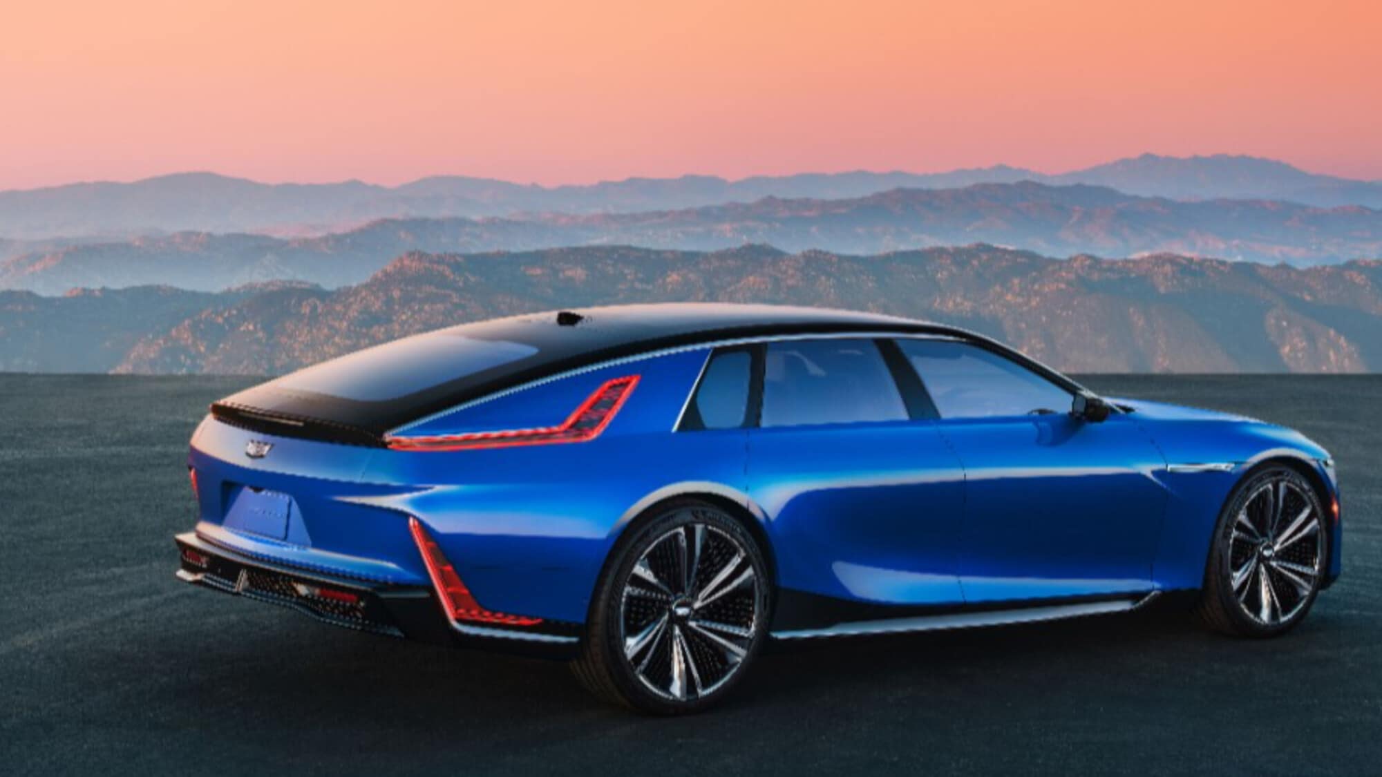 Cadillac Celestiq al livello 3 di self drive con l'Ultra Cruise