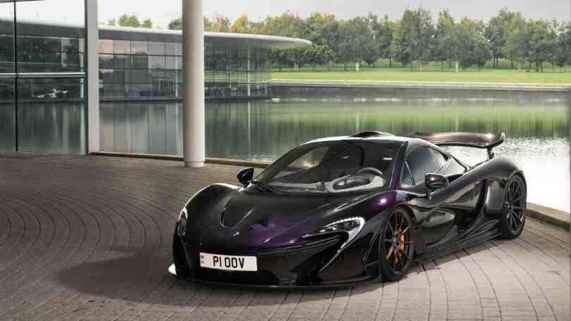 McLaren celebra il 10 anniversario dal lancio dell'hypercar P1