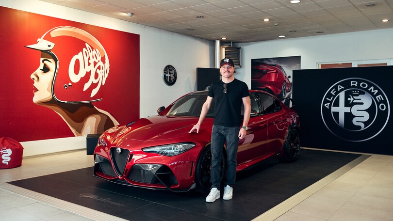 Alfa Romeo Giulia GTAm consegnata a Valtteri Bottas, le foto