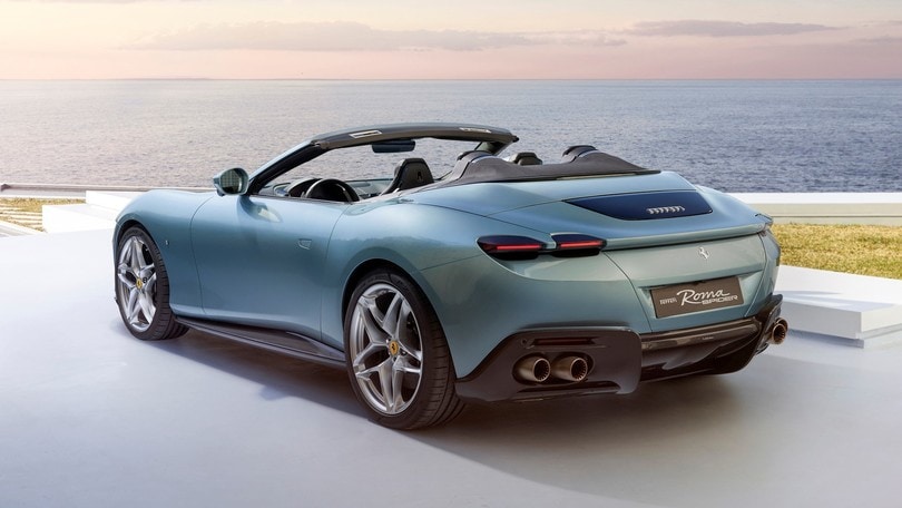 Ferrari Roma Spider, la GT viaggia a cielo aperto