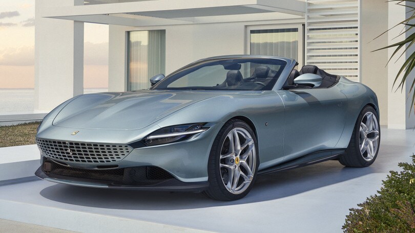 Ferrari Roma Spider, spettacolo a cielo aperto