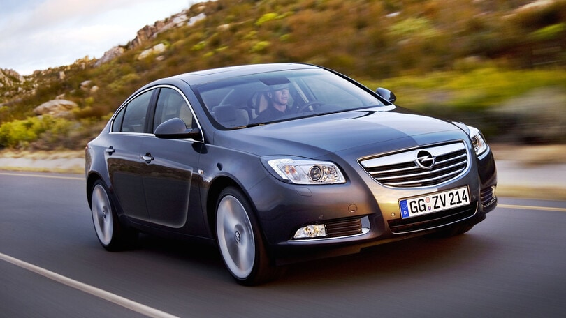 Opel Insignia, addio: la sua storia