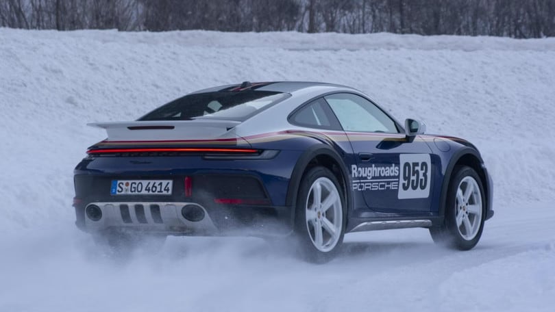Porsche 911 Dakar, tra presente e passato