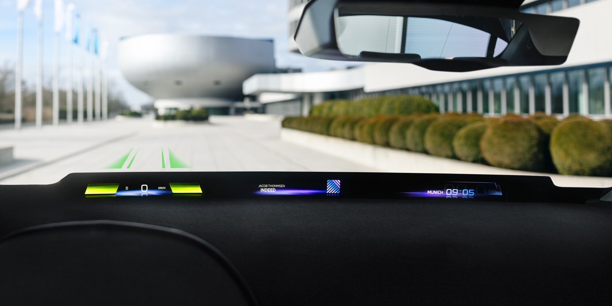 BMW Panoramic Vision, l’head up display del futuro