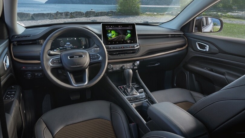 Jeep Renegade e Compass Upland Cross e High Altitude