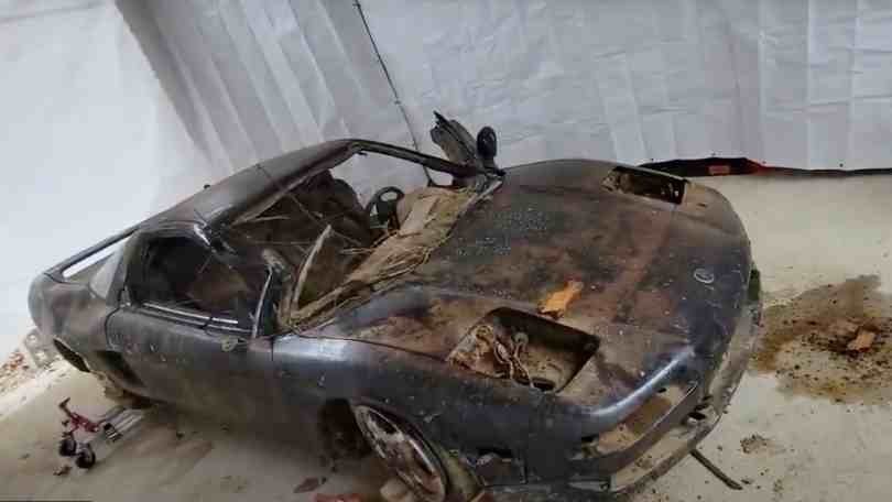 Dopo 20 anni in fondo a un fiume, questa NSX può risorgere?