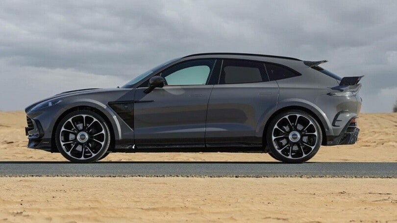 Aston Martin DBX, in grigio grazie a Mansory