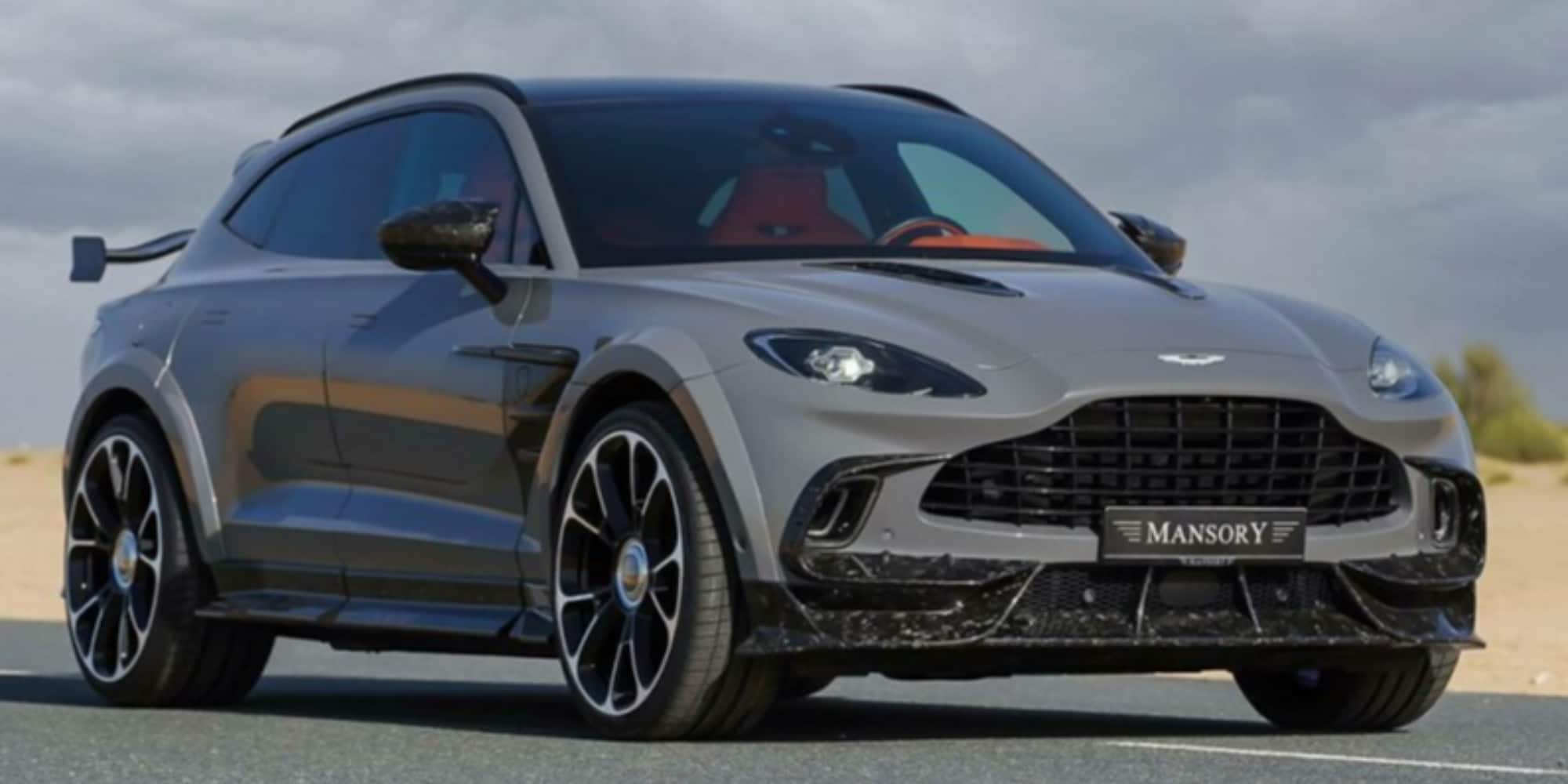 Aston Martin DBX, con Mansory è estrema anche in grigio