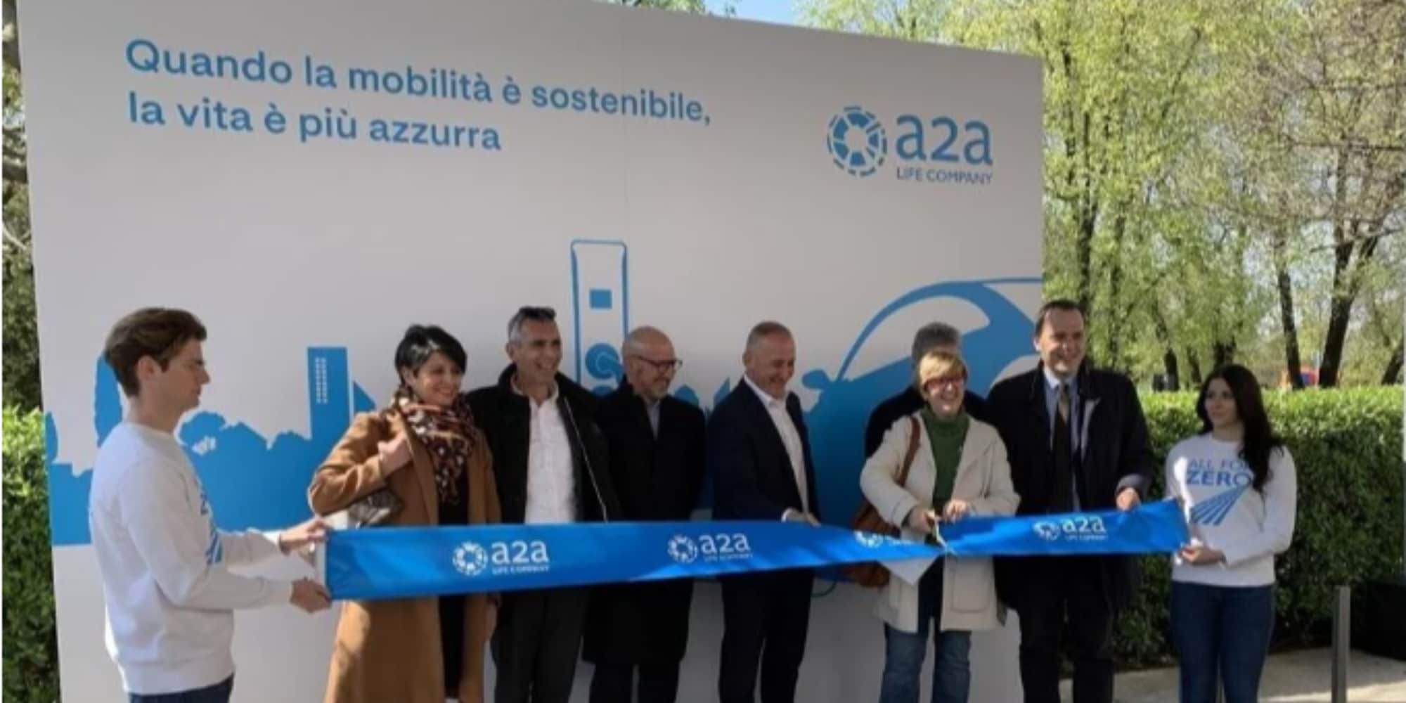Auto elettriche, A2A inaugura le colonnine di ricarica "lente ed economiche"