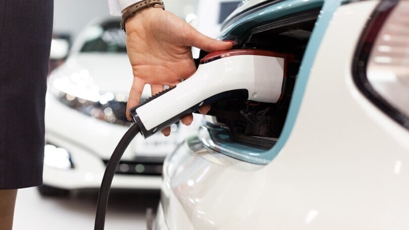 Stati Uniti in rivolta: nel Vermont arriva la tassa sui chilometri delle auto elettriche