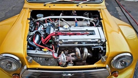 Mini Cooper 1970, bomba da pista da 390 CV