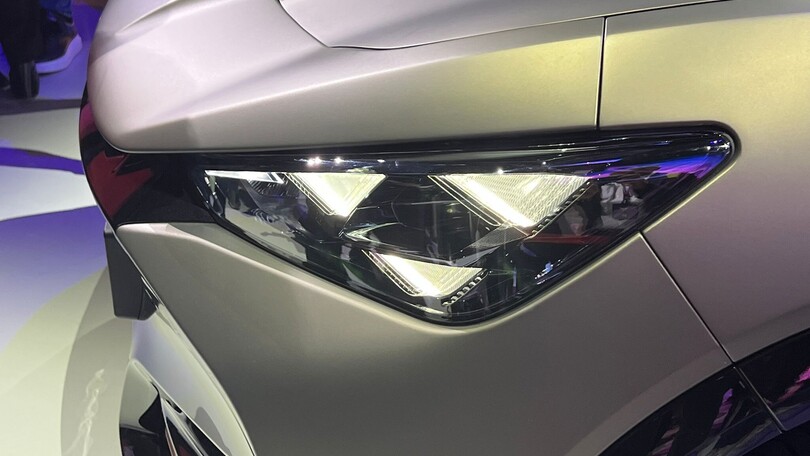 Nuova Cupra Tavascan si rivela a Berlino