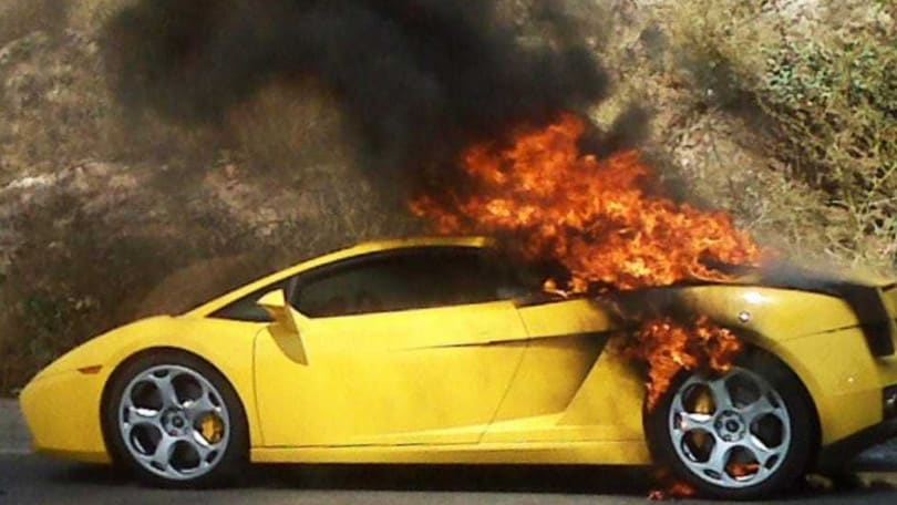 Una meravigliosa Lamborghini Gallardo distrutta in pochi istanti