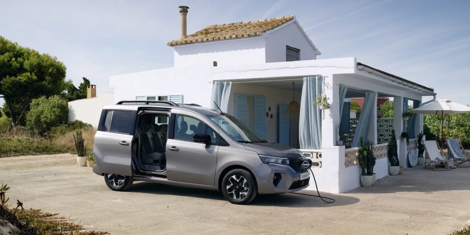 Nissan Townstar Combi EV, versione passeggeri per famiglie