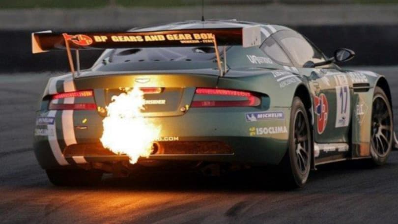 Ritorno di fiamma dalla marmitta: ecco quando preoccuparsi