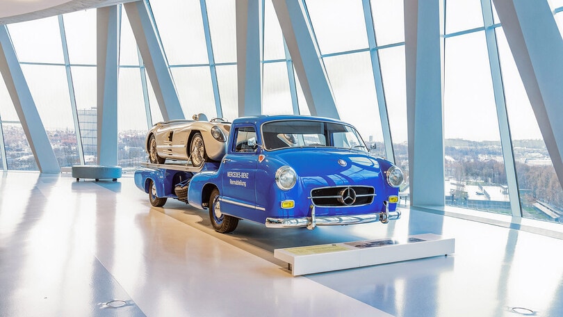 Mercedes “Blue Wonder”, iconica bisarca da corsa