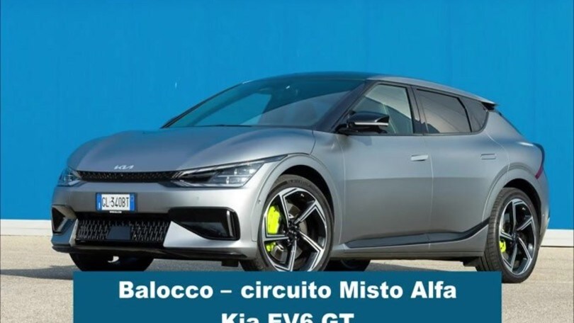 Kia EV6 GT, l'hot lap al balocco