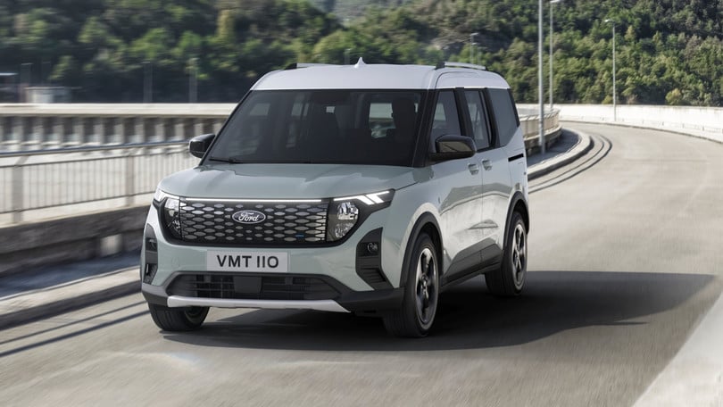 Ford Tourneo Courier, multispazio prima benzina poi elettrico