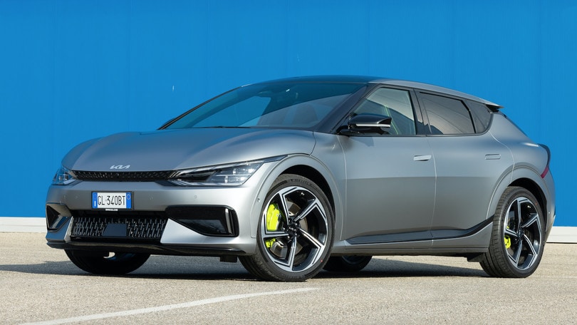 Kia EV6 GT, la prova della super elettrica da 585 cavalli