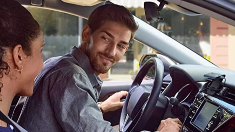 Amazon Echo Auto rende l'auto ancora più intelligente