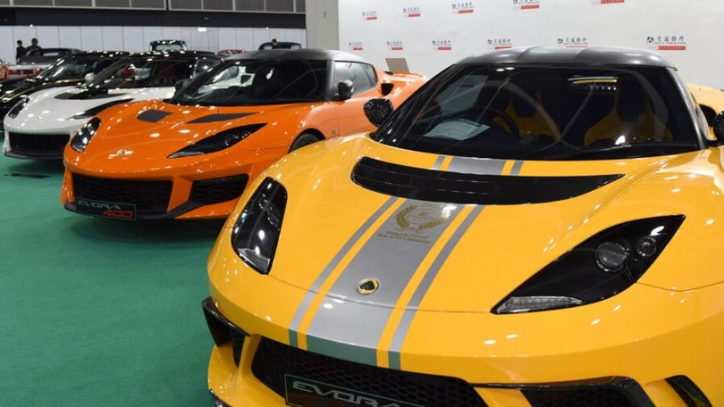 Inarrestabile Cina: è il primo Paese al mondo per esportazione di auto