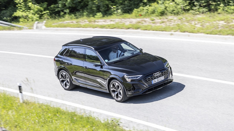 Audi SQ8 e-tron