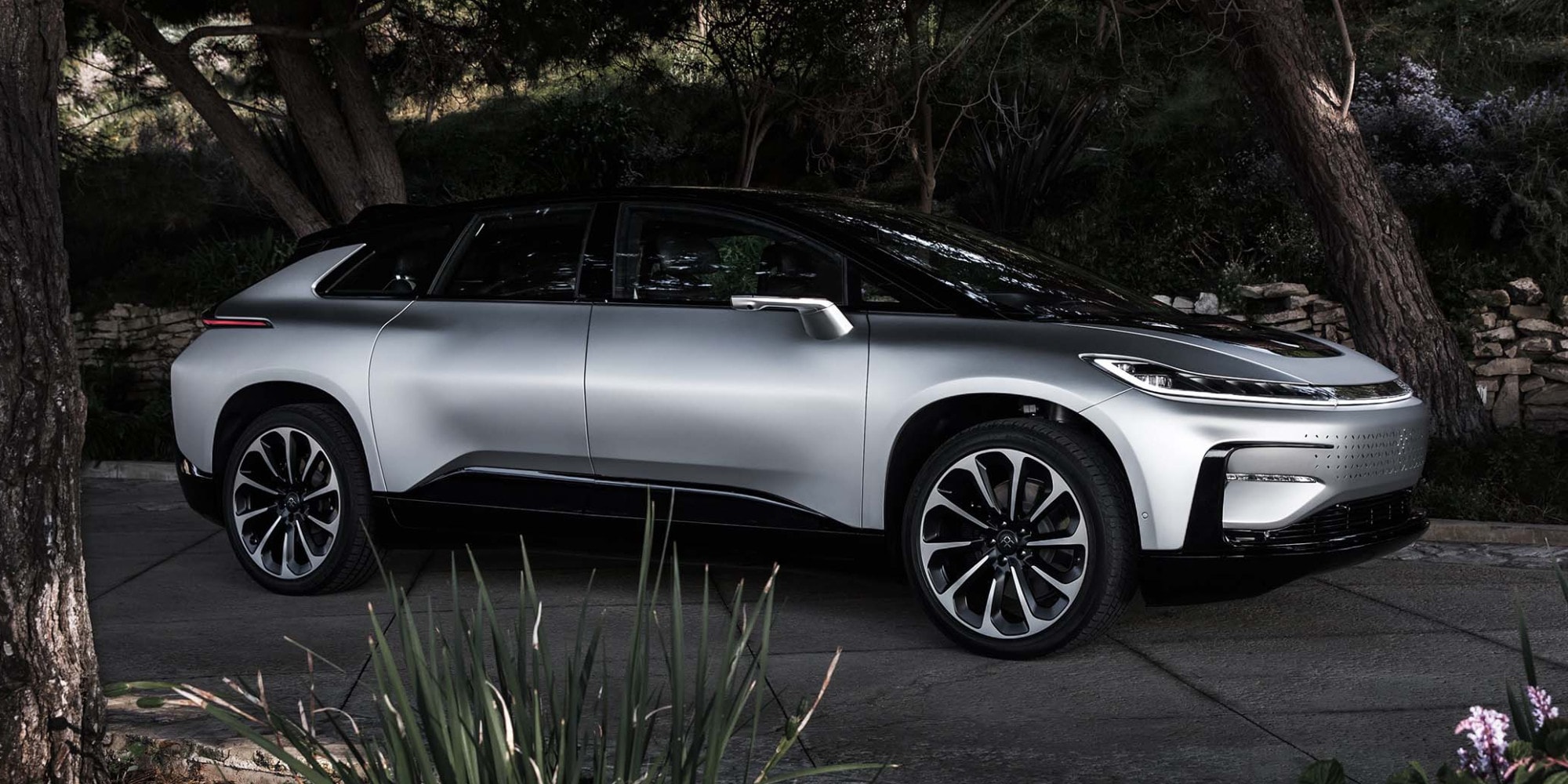 Faraday Future FF 91, elettrica dal prezzo top